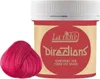 A tub of La Riché Directions hair dye with a swatch of pink hair next to it. Produktbild-Vorschau