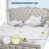 Two pillows on a bed with a headboard. Anteprima dell’immagine prodotto