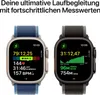 Two smartwatches are displayed side-by-side, showcasing their watch faces with running data. Voir les images du produit