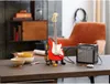 LEGO Ideas 21329 Fender Stratocaster ROCKOVÁ KYTARA Náhled obrázku produktu 15