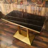 Mobilier de restauration : café, bar, restaurant, hôtel. Voir les images du produit 4