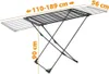 A black metal drying rack with adjustable width, shown against a white background with dimensions indicated by text and arrows. Produktbild-Vorschau