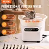 A person's hands are working on a pottery wheel, with product features highlighted by text overlays. Produktbild-Vorschau