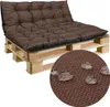 A brown pallet cushion set on a wooden pallet, with a close-up inset showing water droplets on the fabric. Anteprima dell’immagine prodotto