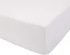 A close-up, angled view of a white fitted sheet. Produktbild-Vorschau