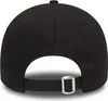 New Era 940 League Essential – Schwarze Kappe mit rotem Produktbild-Vorschau 4
