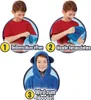 Dreiteilige Collage, die einen Jungen zeigt, der einen blauen Plüschartikel öffnet, einen Kapuzenpullover herauszieht und ihn dann als blauen Kapuzenpullover mit Tierohren trägt Anteprima dell’immagine prodotto