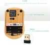 The underside of a bamboo wireless mouse is shown, with text overlays describing its features and specifications. Produktbild-Vorschau