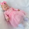 Muñeca de algodón de 60 cm, con los ojos cerrados, pelo Vista previa de la imagen del producto 4