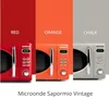 A collage of three vintage-style G3Ferrari microwave ovens in different colors: red, orange, and gray. Each microwave is shown with its control panel and digital display. Anteprima dell’immagine prodotto