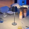 Kabellose Tischleuchte –  – KELLY ROCK – Graues Aluminium – Produktbild-Vorschau 6