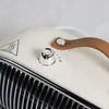 Keramický ohrievač s hudbou v retro štýle 750–1500 W so 4 Náhľad obrázku produktu 2