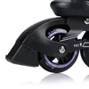 Close-up of an inline skate wheel and frame. Voir les images du produit