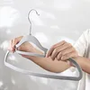 Sada sametových ramínek MAGIC VELVET 20 ks šedá Náhled obrázku produktu 3