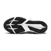 The bottom view of a black and white Nike sneaker. Voir les images du produit