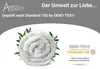 A rolled-up duvet is shown surrounded by green leaves, with brand and certification logos and text. Produktbild-Vorschau