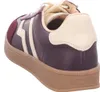 A rear view of a burgundy and cream colored sneaker with a tan sole. Produktbild-Vorschau