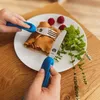 NANAS MANNERS Couverts niveau 3 Fourchette et couteau BLEU Voir les images du produit 11