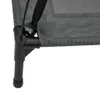 Close-up of the corner of a dog bed frame, showing the leg and mesh fabric. Anteprima dell’immagine prodotto