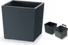 A large dark gray square planter is shown on the left, with two smaller dark gray containers on the right. The smaller containers appear to be an insert and a tray for the planter. Anteprima dell’immagine prodotto