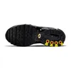 The sole of a black Nike Air Max Plus sneaker is shown against a white background. Produktbild-Vorschau