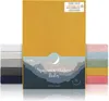 A product image featuring a yellow fitted sheet packaging with stacks of fitted sheets in various colors on either side. Produktbild-Vorschau
