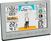 A digital weather station displaying time, date, pressure, indoor and outdoor temperature, humidity, and weather forecast graphics. Anteprima dell’immagine prodotto