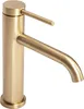 A close-up studio shot of a gold-brushed bathroom faucet against a white background. Anteprima dell’immagine prodotto