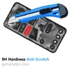 A utility knife is shown attempting to scratch a smartphone screen protector. Produktbild-Vorschau