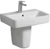 A white ceramic sink with a chrome faucet, shown from a slightly elevated front-left angle. Anteprima dell’immagine prodotto