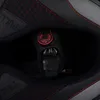Close-up view of the interior lining and strap mechanism of a helmet. Voir les images du produit