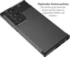 A black carbon fiber patterned phone case with a prominent camera module is shown at an angle against a white background. Text in German describes the camera protection. Voir les images du produit
