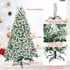 A flocked artificial Christmas tree with various close-up shots highlighting its features and a stand. Anteprima dell’immagine prodotto