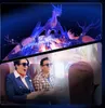 A collage showing a fantasy scene with a dragon and people watching a movie on an airplane. Anteprima dell’immagine prodotto