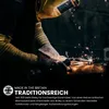A welder working with sparks flying. Produktbild-Vorschau