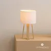Stolní lampička, umělý zdroj světla v elegantním a Náhled obrázku produktu 2