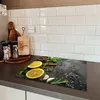 KitchenYeah® Kryt varné desky citron - bylinky - betonový Náhled obrázku produktu 5