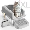 A large cat litter box with a cat sitting inside, and a litter scoop next to it. Náhľad obrázku produktu