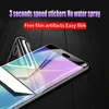 A close-up of a smartphone screen protector being applied to a phone. Produktbild-Vorschau
