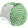 A ball of green yarn with a label. Produktbild-Vorschau