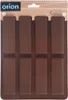 A brown silicone mold for making 8 rectangular bars, likely for chocolate or cereal bars, presented on a light gray background with packaging elements at the top. Anteprima dell’immagine prodotto