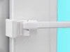 Close-up of a white adjustable curtain rod bracket and rod attached to a white frame. Produktbild-Vorschau