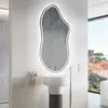 Unregelmäßiger asymmetrischer Spiegel mit LED Beleuchtung Produktbild-Vorschau 1