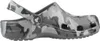 Crocs Classic Printed Camo Clog Sandalen Slate Grey/Multi Produktbild-Vorschau 29