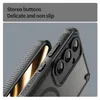 Close-up view of a phone case with text overlays. Anteprima dell’immagine prodotto