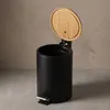 Odpadkový koš do koupelny s bambusem ZETRU, 3 l, černý Náhled obrázku produktu 15