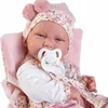 Bambola spagnola Carla con coperta 42 cm Anteprima dell’immagine prodotto 3