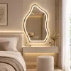 Miroir de salle de bain LED asymétrique avec éclairage, Voir les images du produit 1