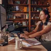 POLY Voyager Focus 2 Microsoft Teams Certified USB-C-C Anteprima dell’immagine prodotto 3