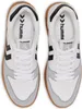 A top-down view of a pair of white Hummel sneakers. Náhled obrázku produktu